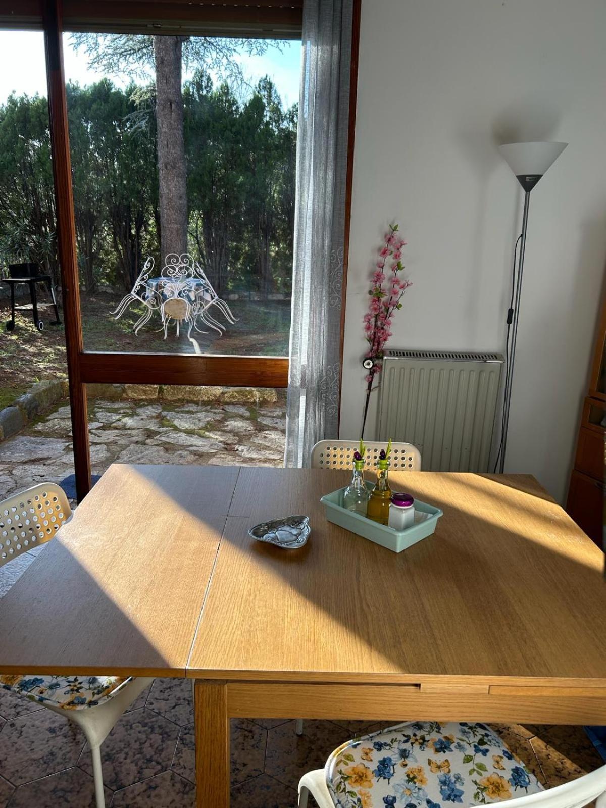 Casa Con Giardino: Varazze Eksteriør billede